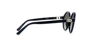 
  
    Shiny Black | Gradient Smoke
  
