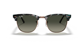 
  
    SPOTTED GREY GREEN | LIGHT GREY GRADIENT DARK
  
