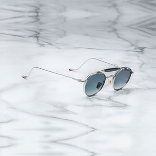 
  
    ATLANTIC | GRADIENT BLUE
  
