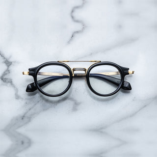 
  
    BLACK | TRANSLUCENT
  
