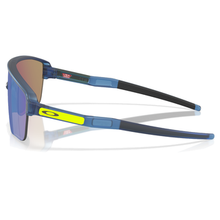 
  
    MATTE TRANS BLUE | PRIZM SAPPHIRE
  
