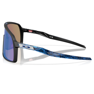 
  
    MATTE BLACK | PRIZM SAPPHIRE
  
